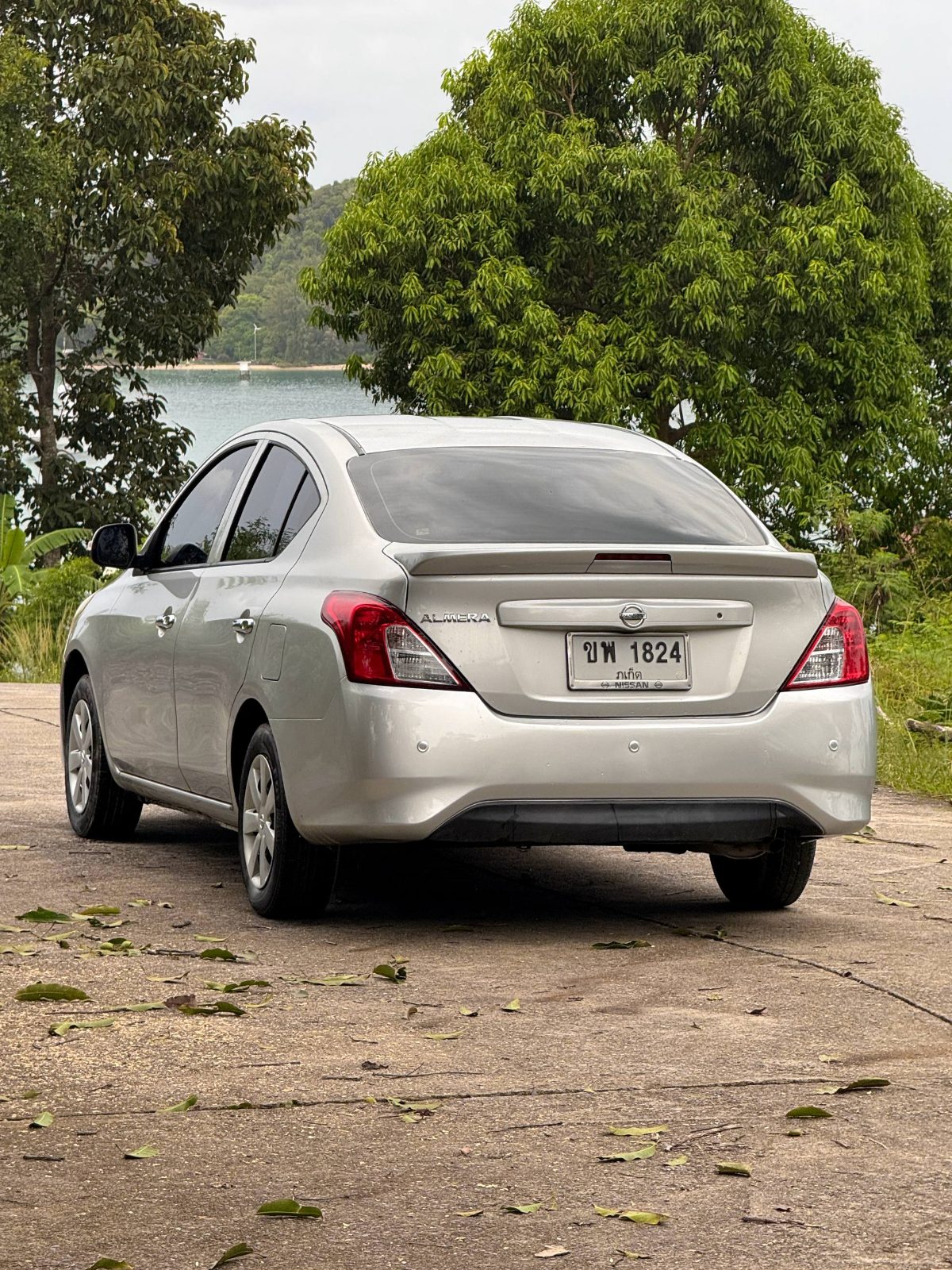 Nissan Almera — photo 4