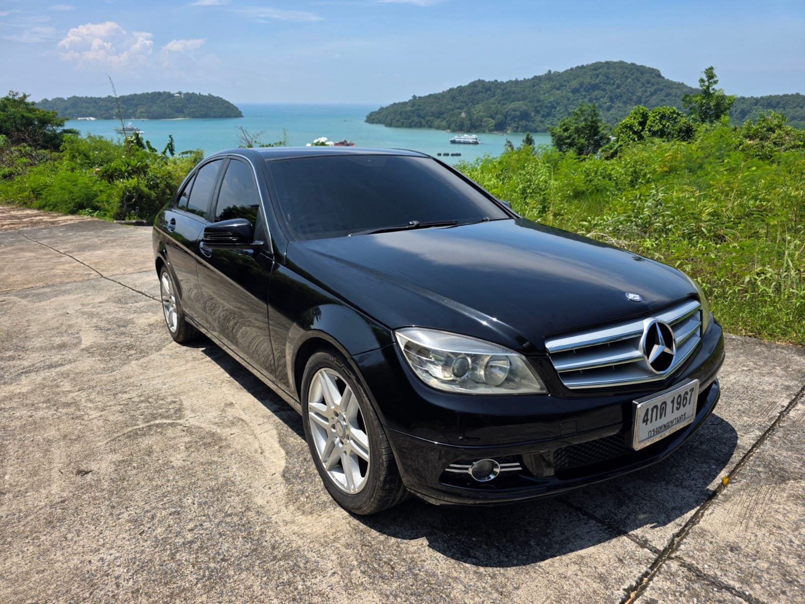 Mercedes-Benz C200 в аренду на Пхукете